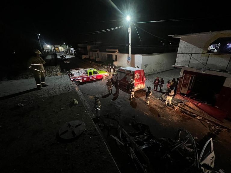 Explosión de pirotecnia en Nopaltepec durante festejos a la Virgen de Guadalupe han dejado al menos 26 heridos