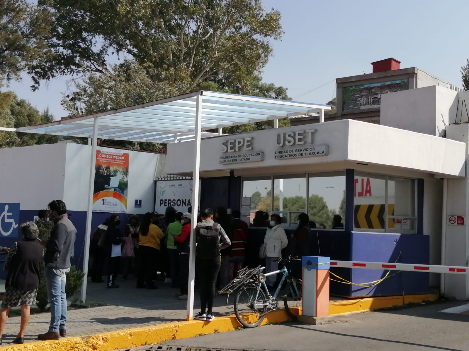 Toman instalaciones de la SEPE por inconformidad docente