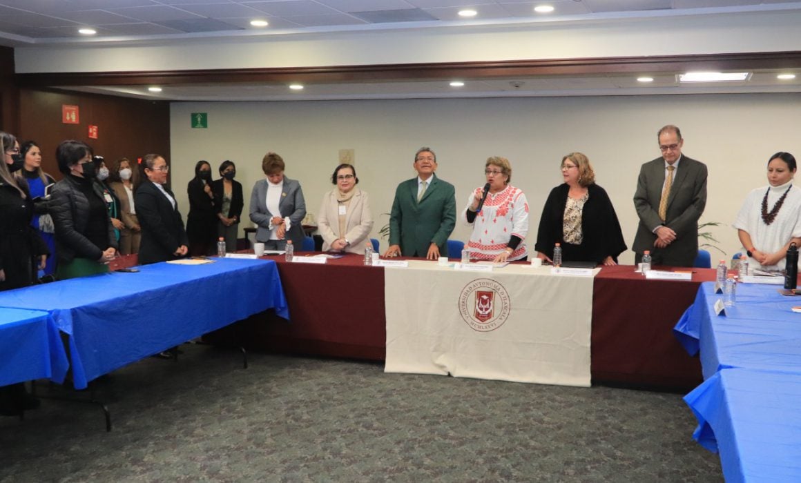 Contribuye UATX a la formación de profesionales en educación inicial
