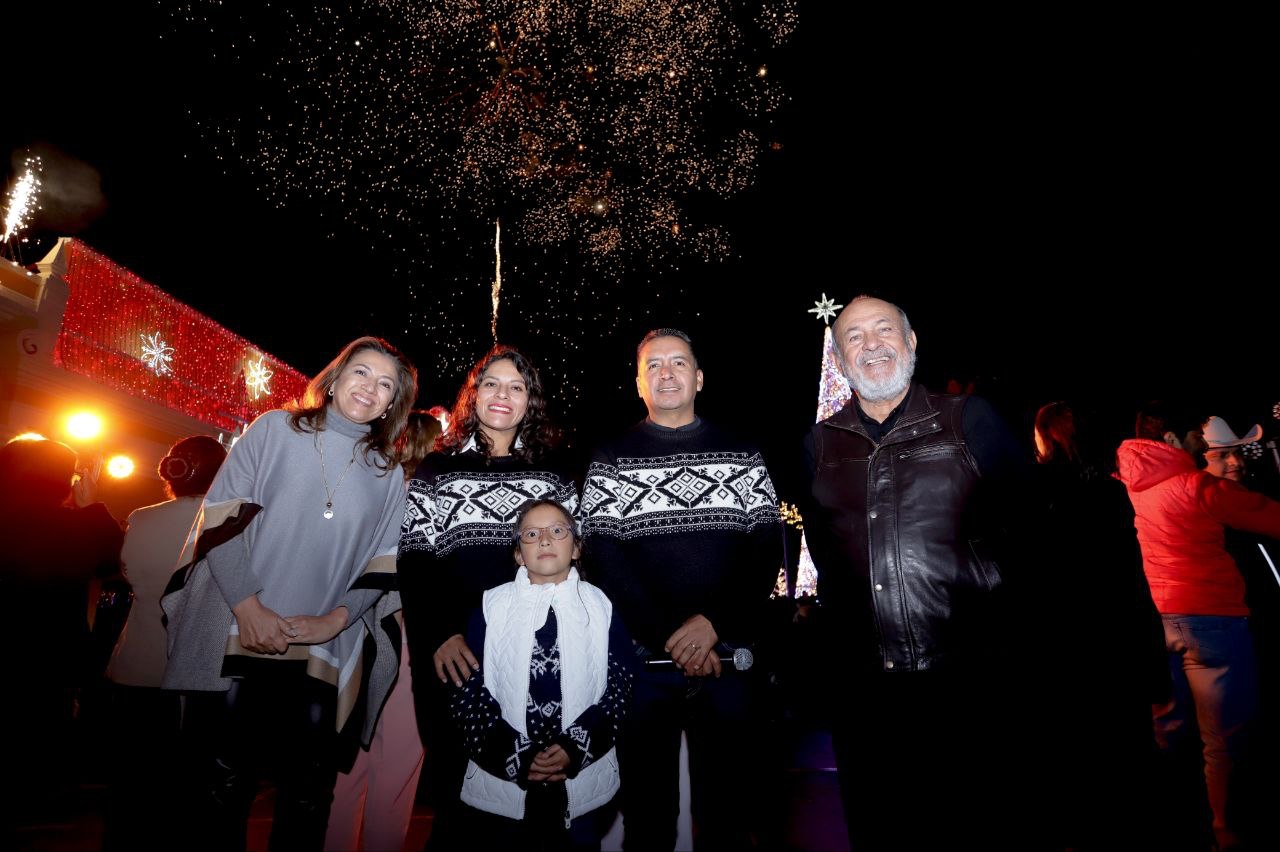 Navidad con Rumbo ilumina el zócalo de San Andrés Cholula