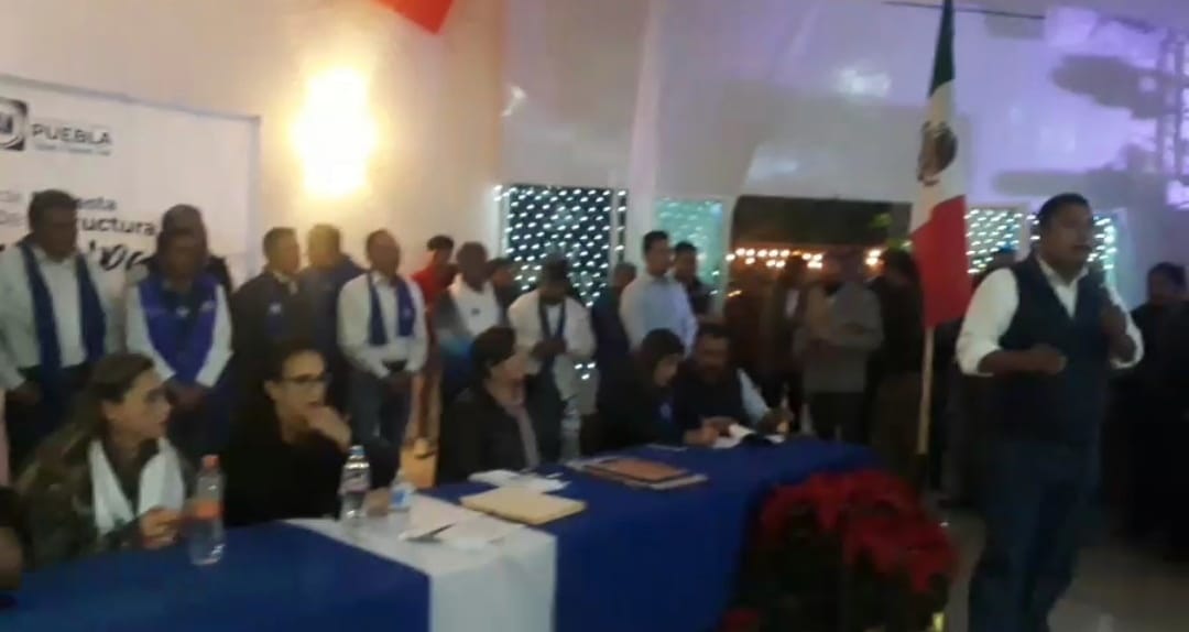 Toma protesta Enrique Hernández Cid como nuevo presidente del CM del Partido Acción Nacional en San Pedro Cholula