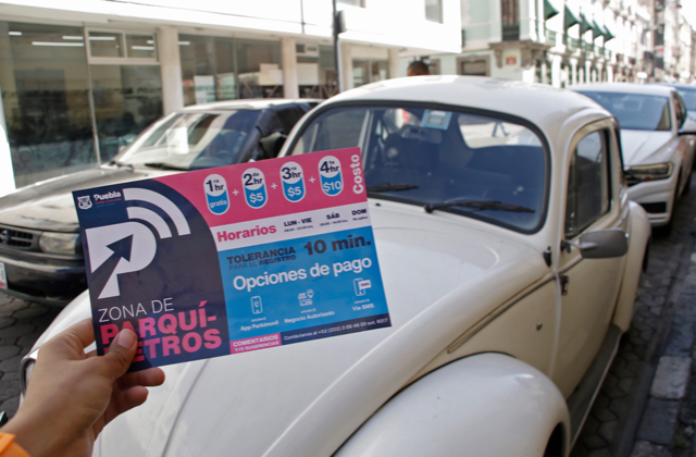 Analizan ampliar horarios de parquímetros a ocho horas