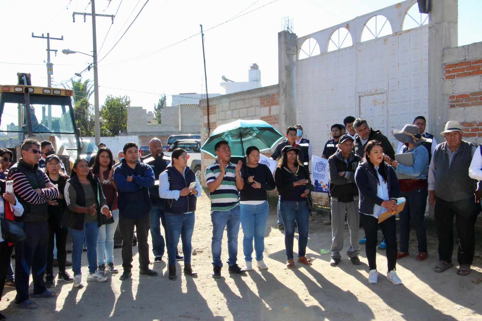 En San Lorenzo Almecatla inicia pavimentación de la calle Emiliano Zapata
