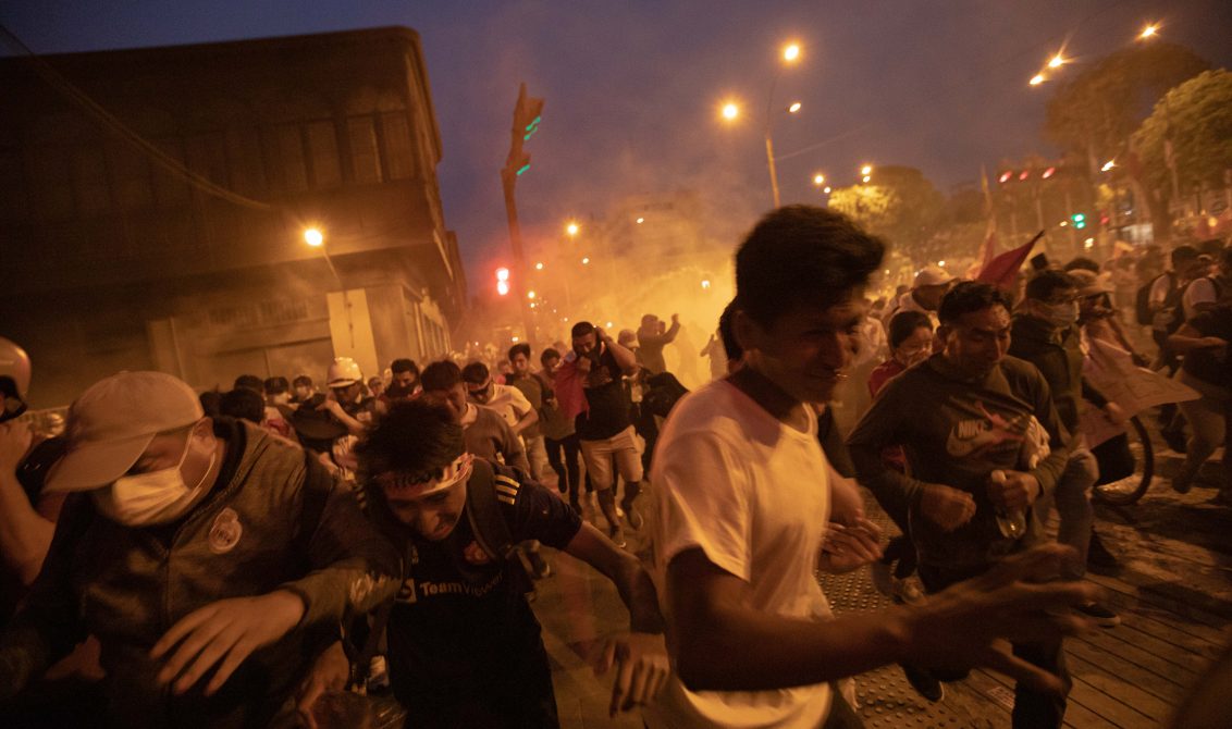 Asciende a 26 la cifra de muertos por protestas en Perú
