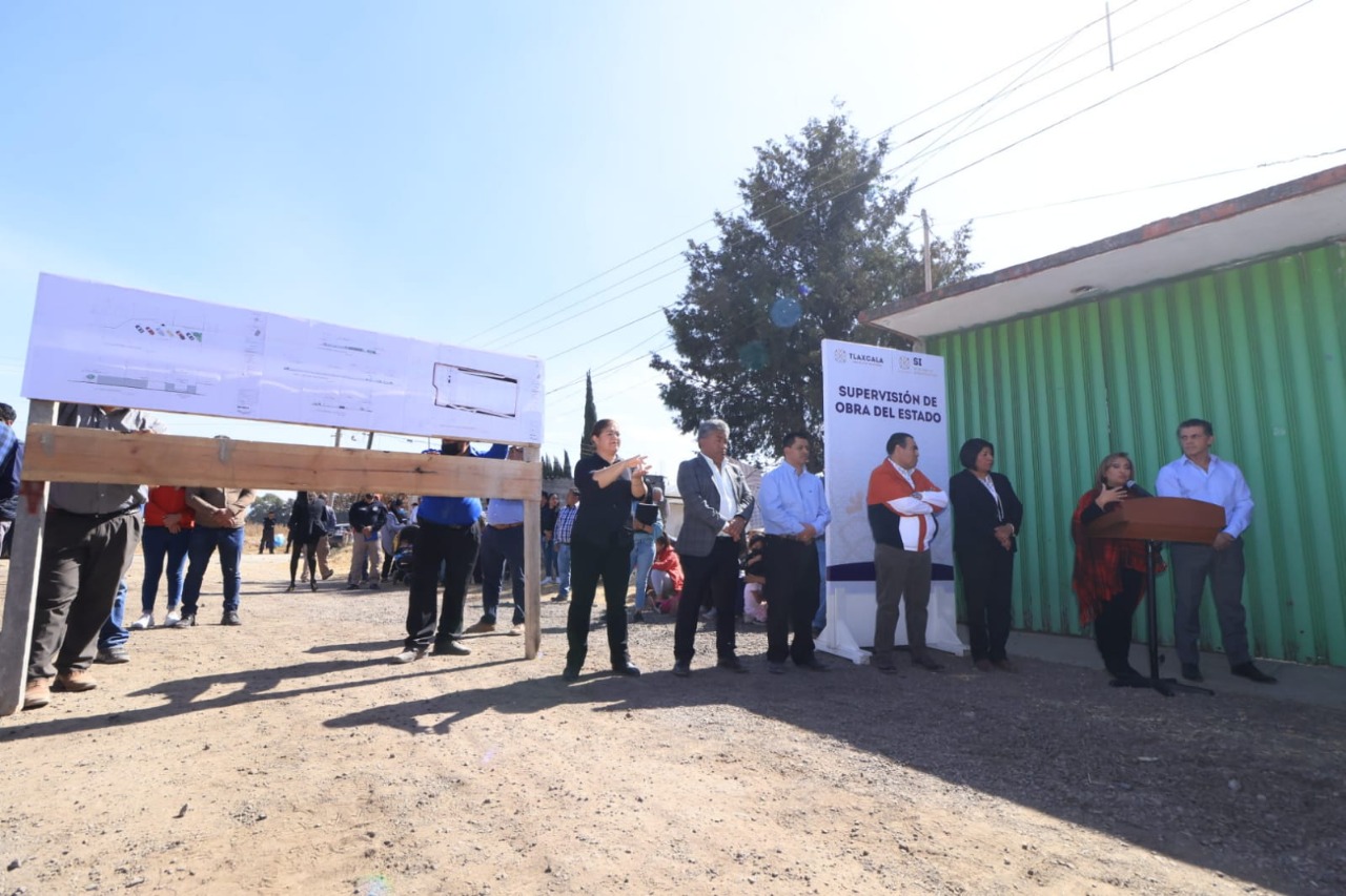 Supervisó gobernadora construcción de unidad deportiva en Panotla