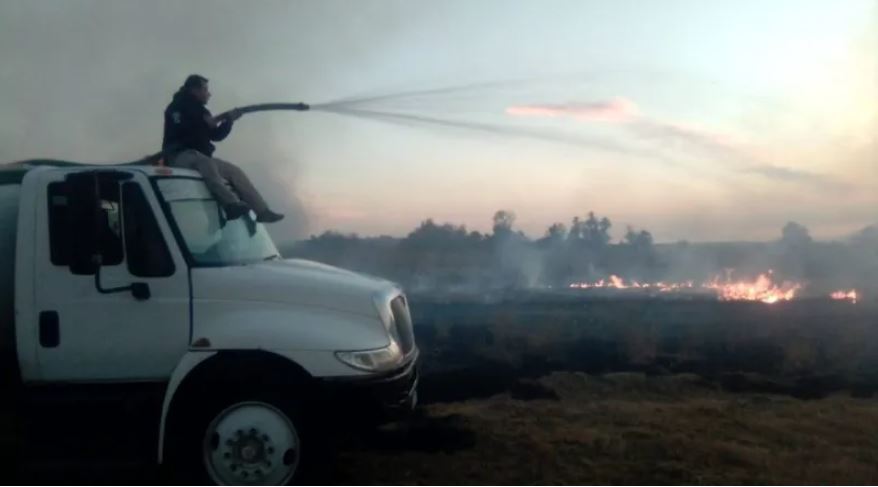 PC de Panotla solicita evitar quema de parcelas para prevenir incendios descontrolados 