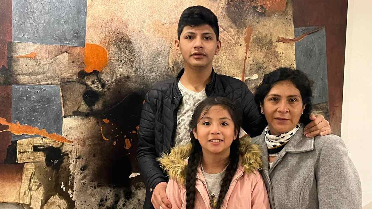 Familia de Pedro Castillo ya está en México tras concederles asilo político