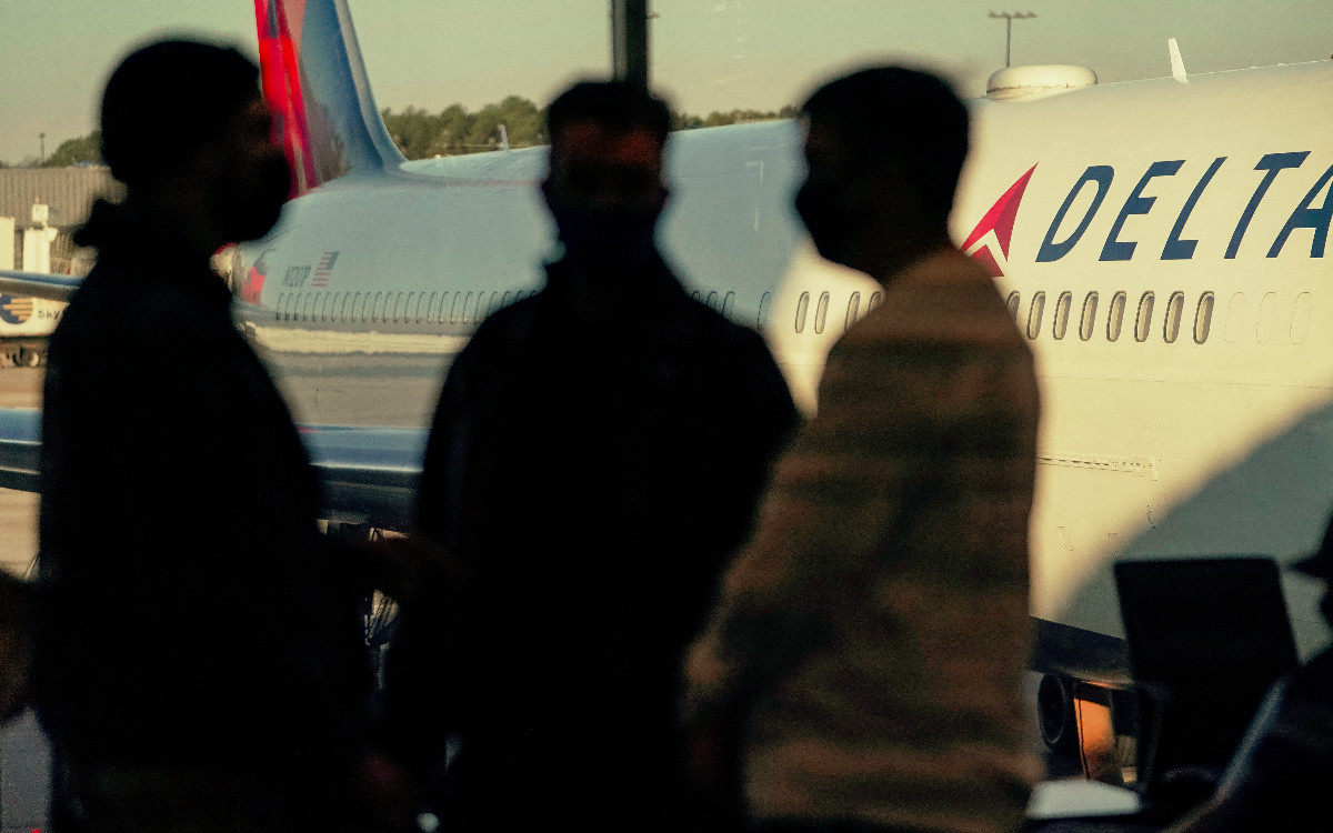 EE.UU cancela más de 1,800 vuelos por tormenta a horas de la Nochebuena