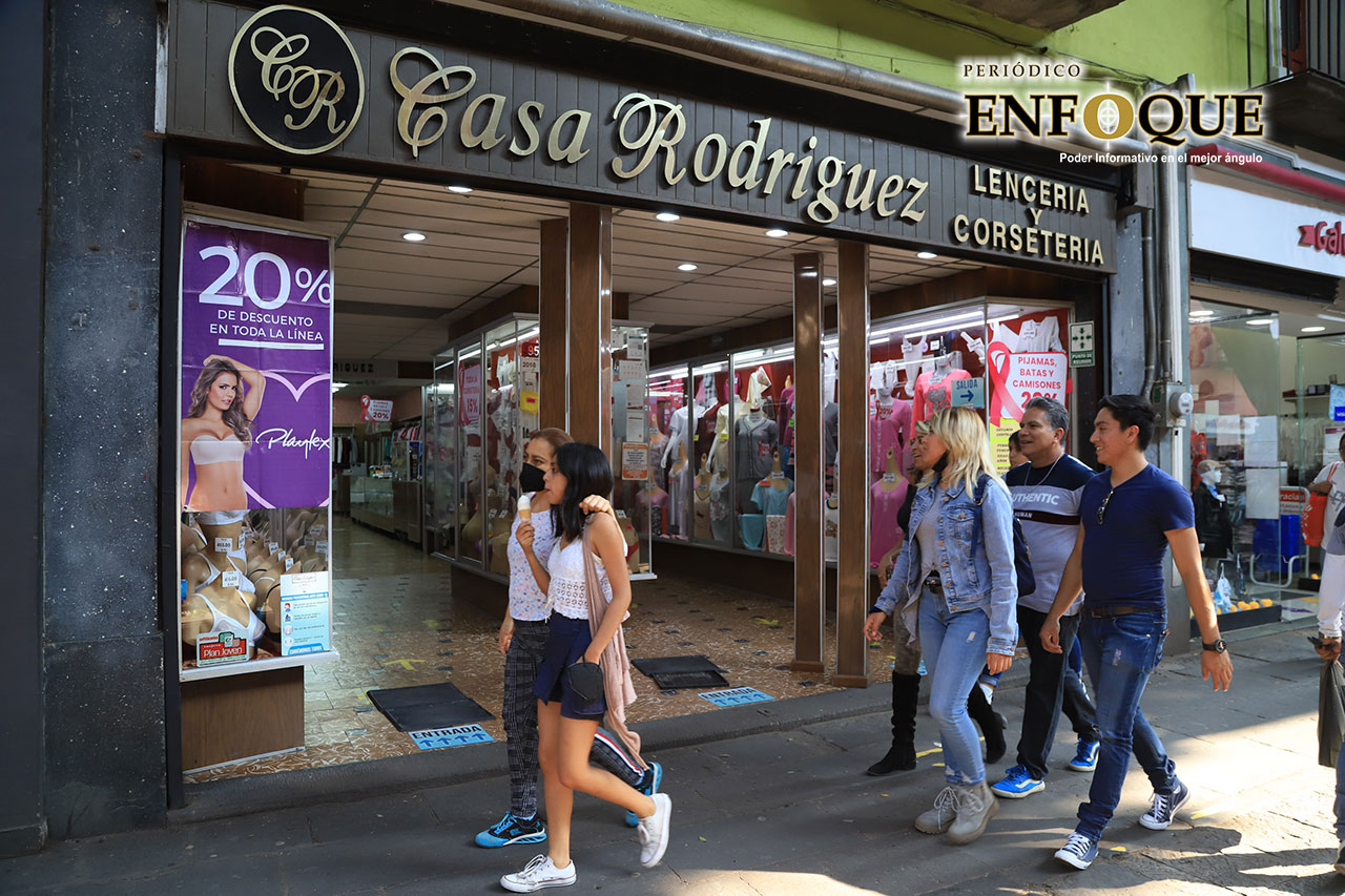 Fiesta de Año Nuevo generará incremento en ventas de ropa y electrónicos