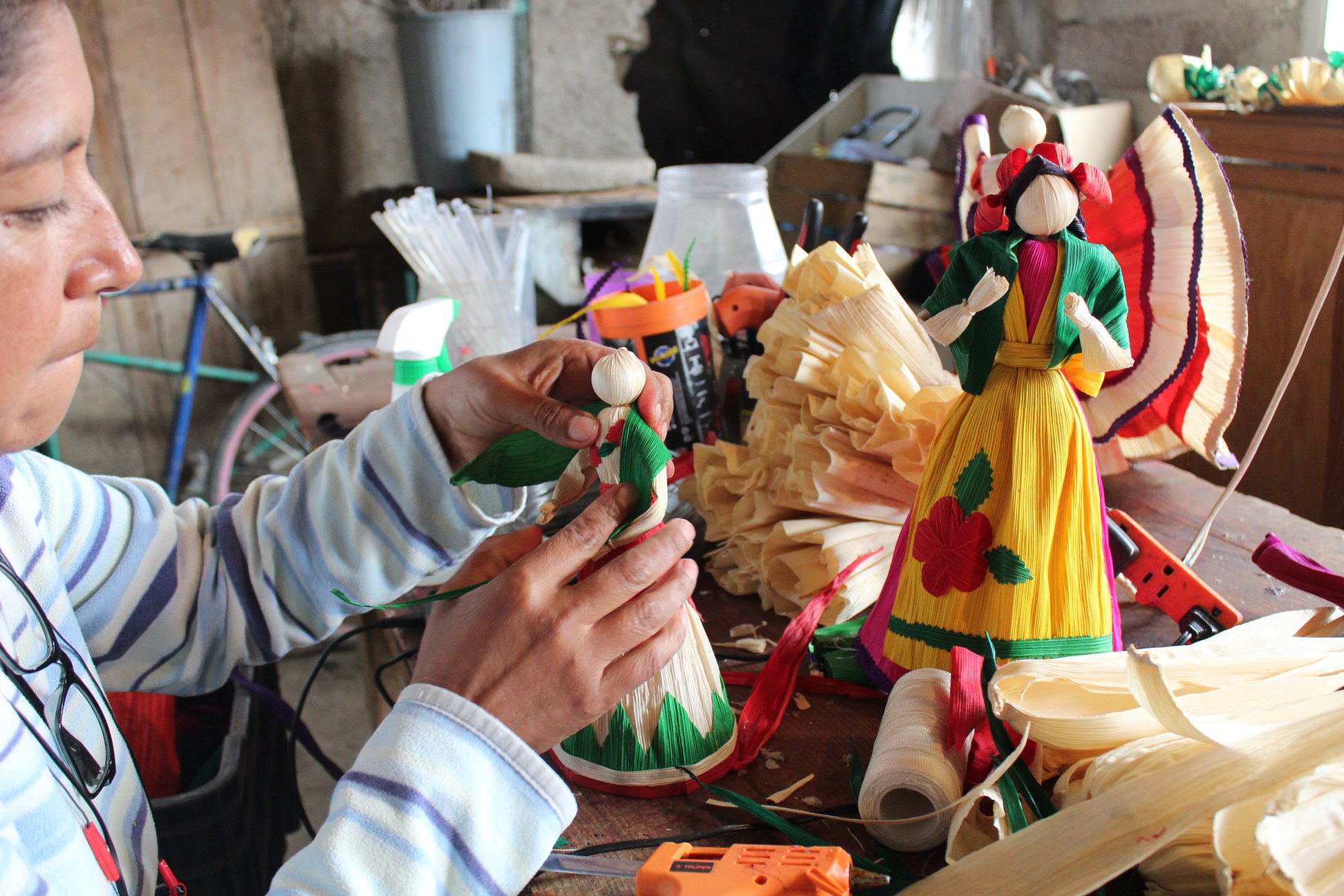 Las Hojas De Maíz Se Transforman En Obras De Arte Gracias A Artesanas De Españita, Tlaxcala