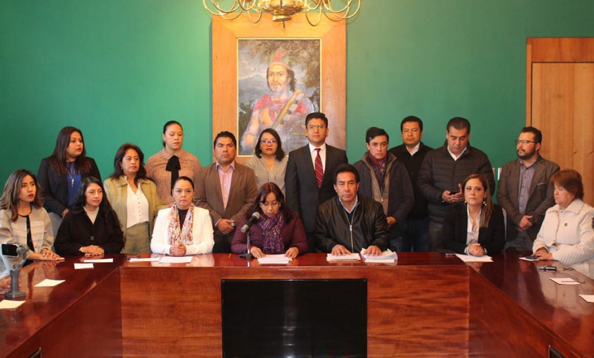 Diputados de la 63 Legislatura desparecieron dictámenes