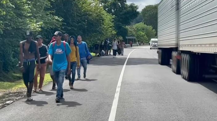 Autoridades hallaron a 2 migrantes muertos al interior de un vehículo en Tapachula