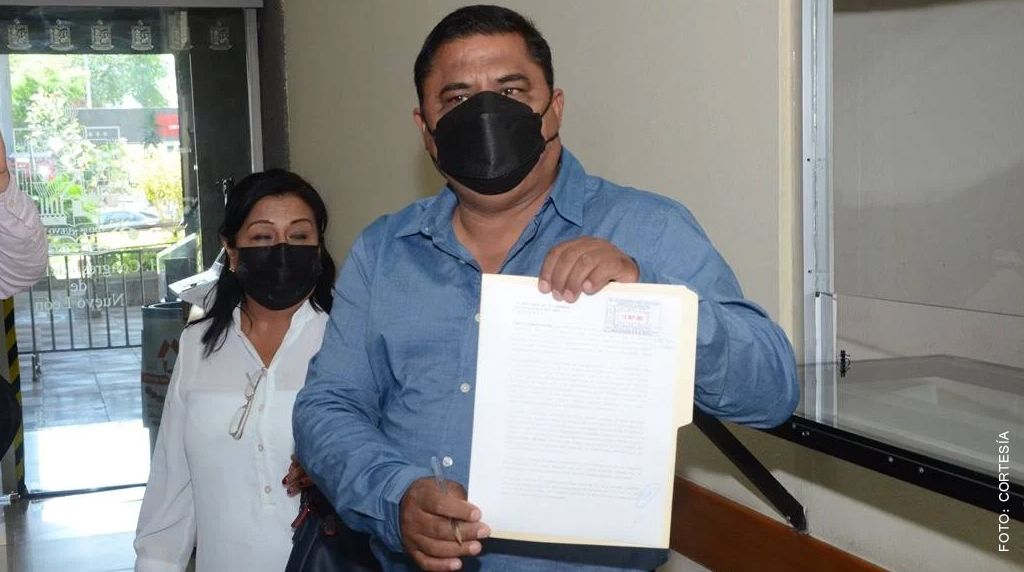 Padres de Debanhi ratifican denuncia contra "Platanito" ante Conapred