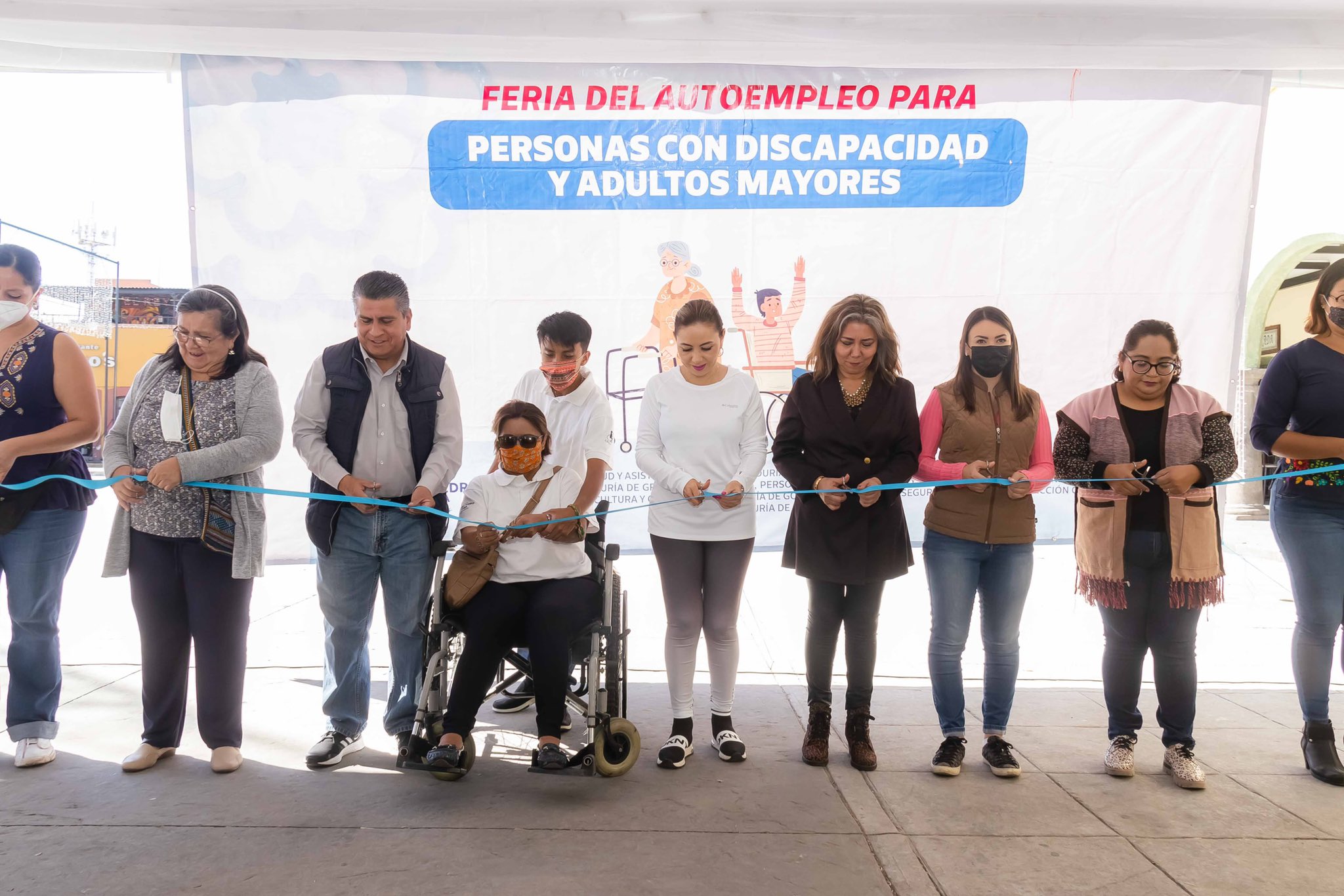 Paola Angon busca permanencia de “Feria de Auto empleo para Personas Discapacitadas”