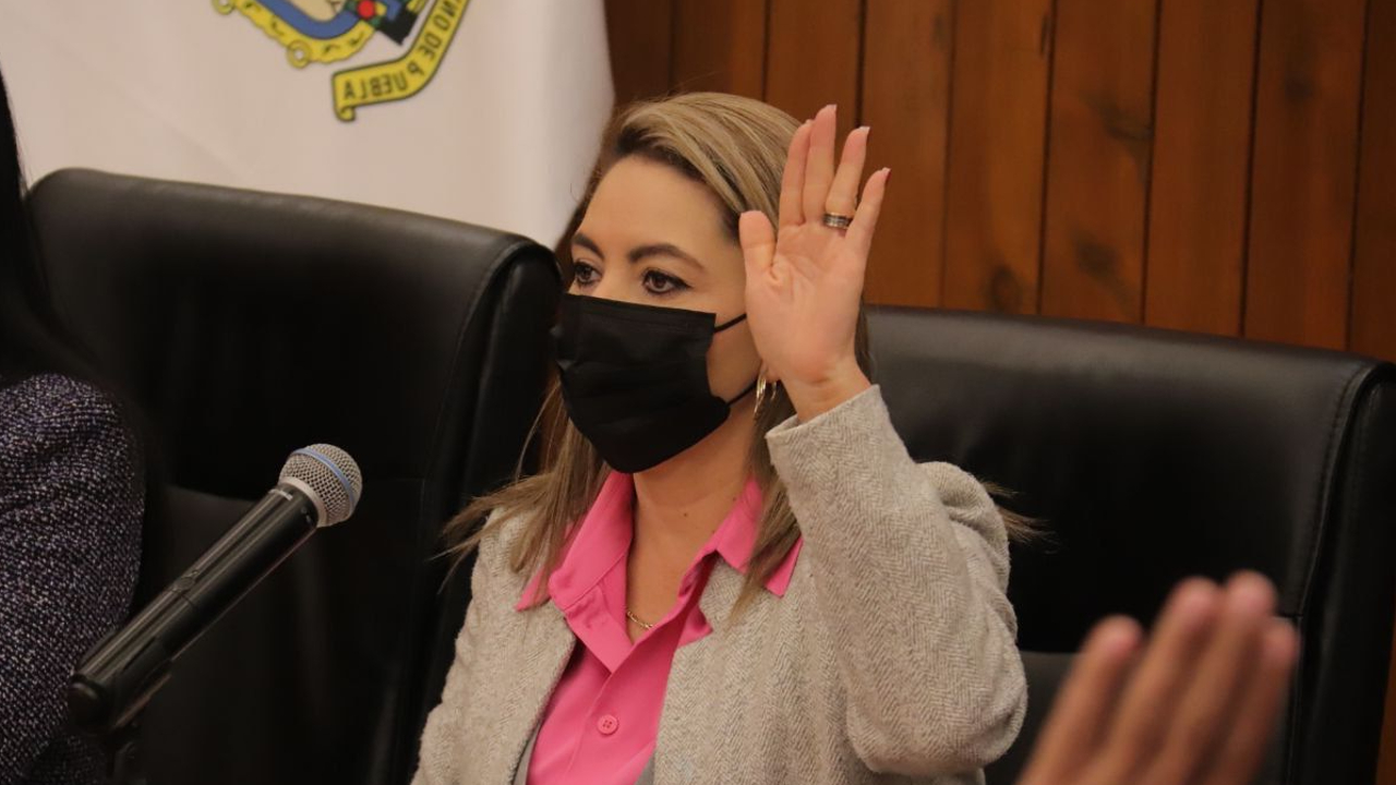 Paola Angon la Presidenta de San Pedro Cholula da positivo a COVID