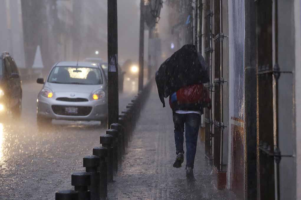 Se prevé para Puebla probabilidad de tormentas acompañadas de lluvia para este día