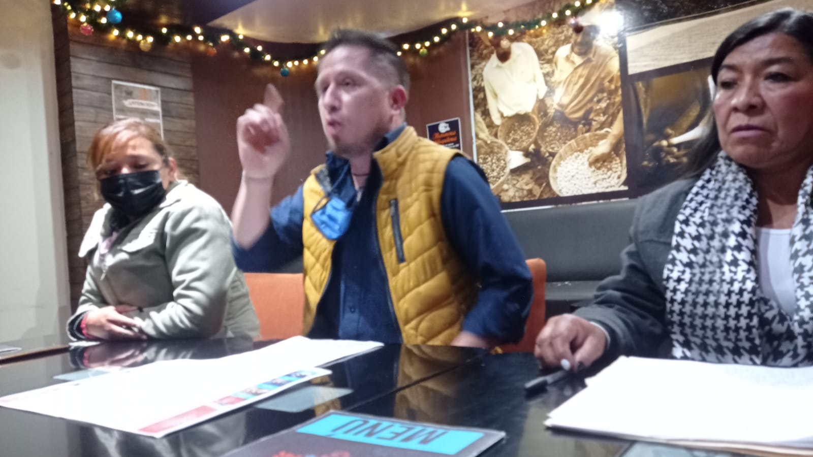 Acusan agremiados de "usurpador" a líder del 7 de Mayo