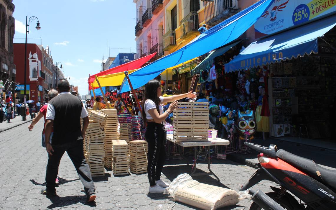 Ya se trabaja en reubicación de ambulantes: Eduardo Rivera 