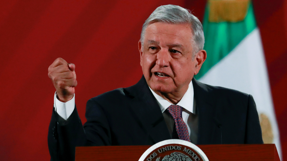 Gobierno federal analiza venta de tratamientos contra Covid en farmacias: AMLO