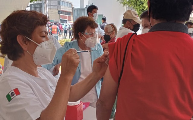 En Puebla hay más de 178 mil personas que no han sido vacunadas contra el Covid-19
