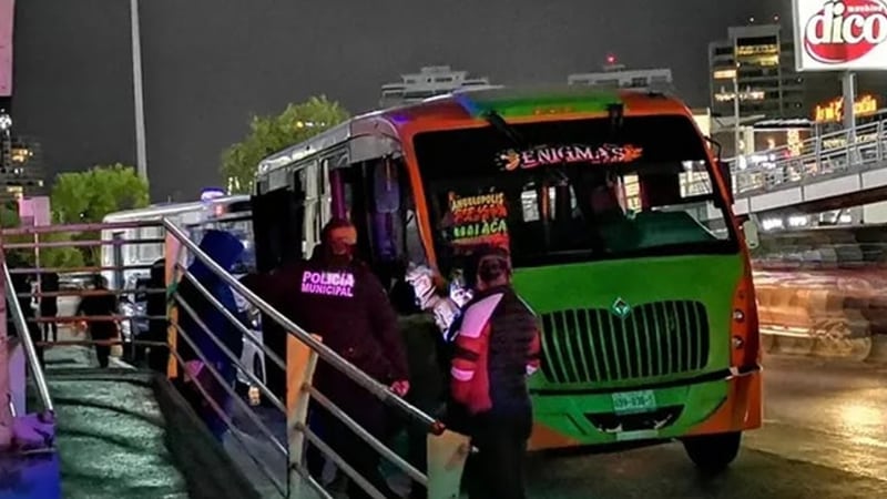 Incidente vial habría provocado muerte de mujer en Ruta Malacatepec; no quedará impune: Barbosa