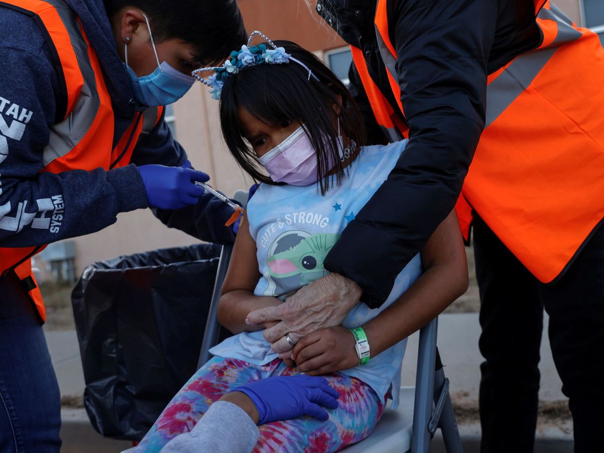 Variante Ómicron de Covid-19 ha impactado más en menores que otras variantes, revela estudio