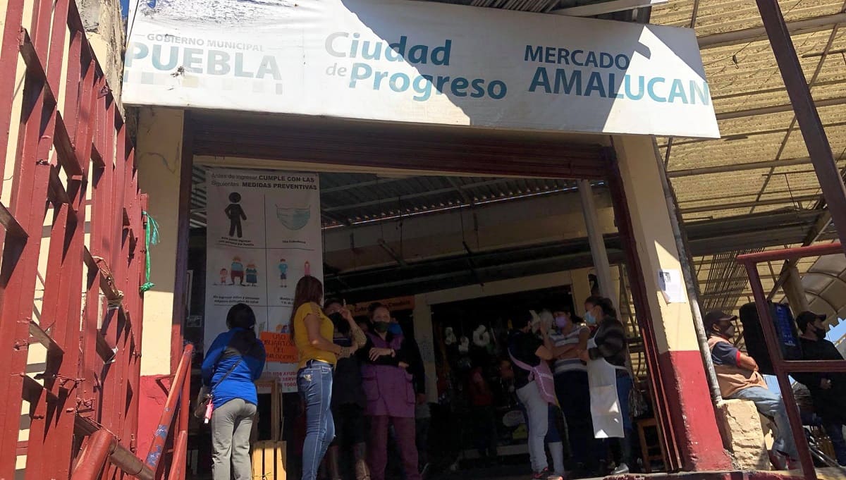 Hay disposición para reactivar proyecto del Mercado de Amalucan: Eduardo Rivera
