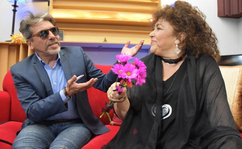 "Es antivacunas": Usuarios de redes sociales culpan a Amanda Miguel de la muerte de Diego Verdaguer