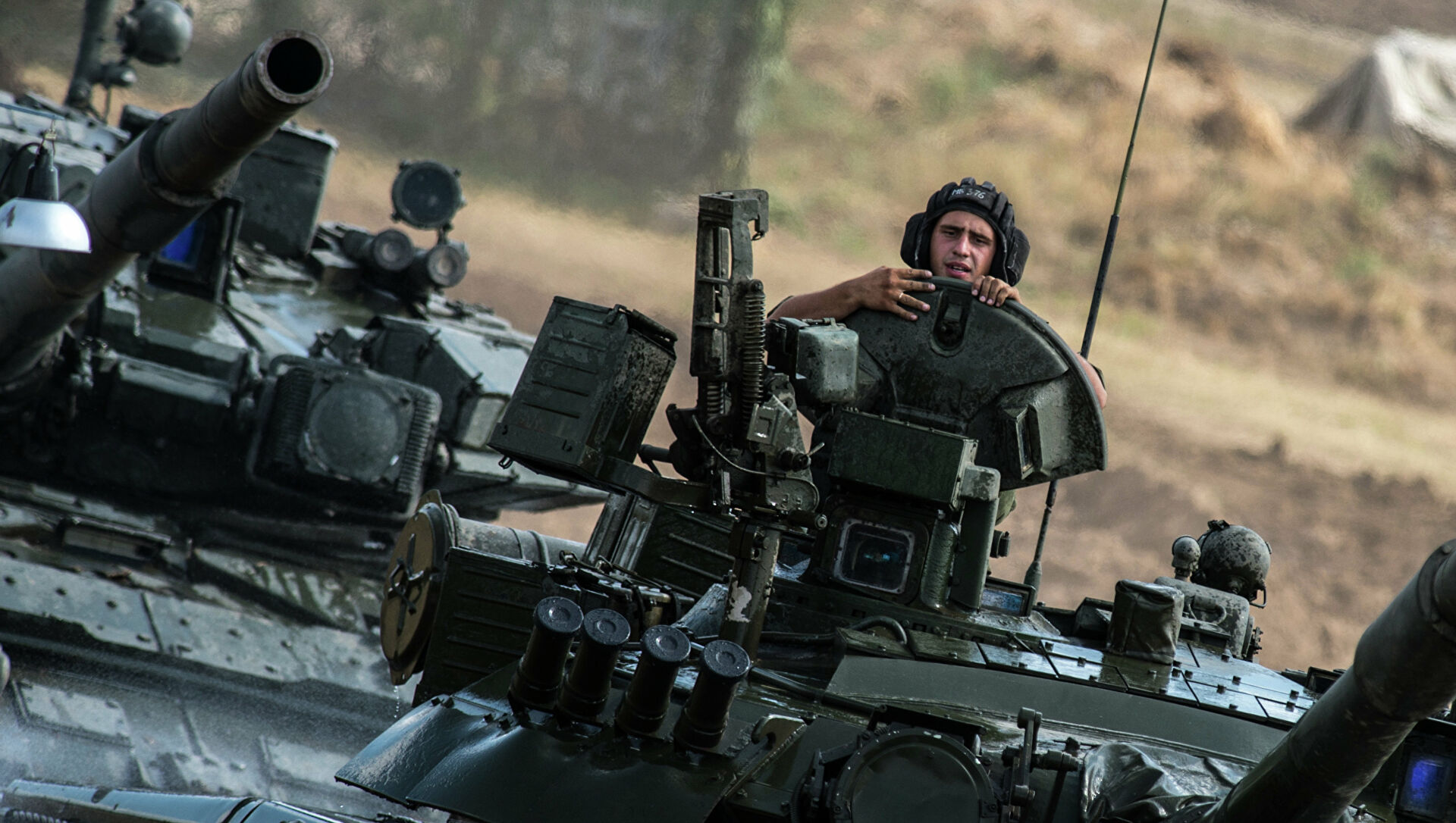 Legislador ruso invita a residentes de Ucrania a unirse al las filas del ejército