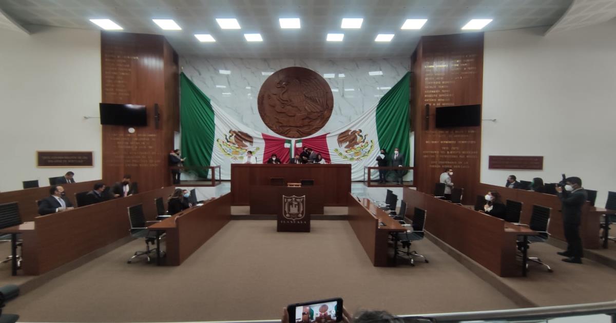 En Tlaxcala se presentan iniciativas ante el congreso para reformar Código Civil y de Patronato