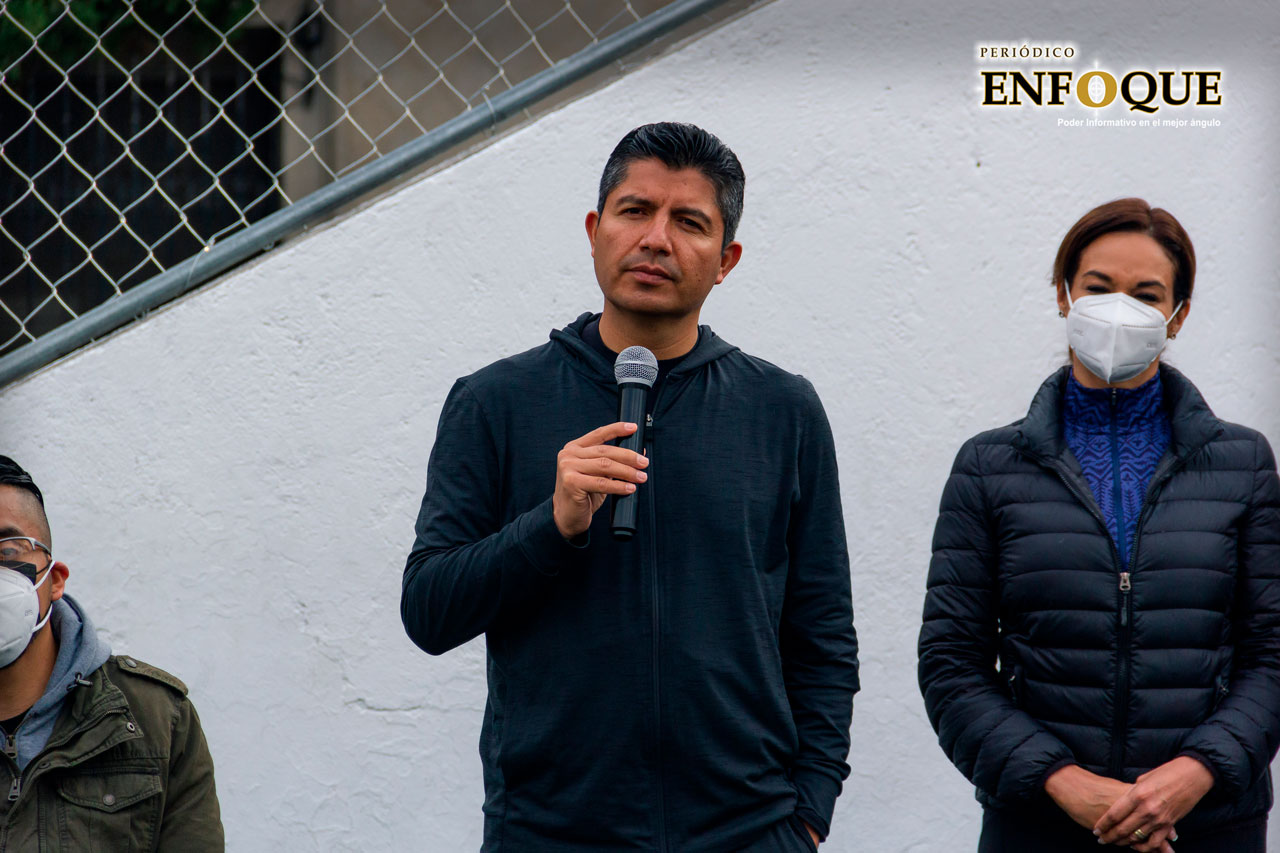 Niega Eduardo Rivera haber violado veda electoral 