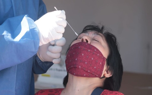 Clausuran 33 laboratorios en Puebla por aplicar pruebas Covid sin aval de Cofepris