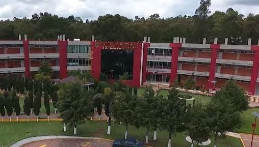 Universitarios de la UATx preocupados por posible brote de Covid dentro de las instalaciones