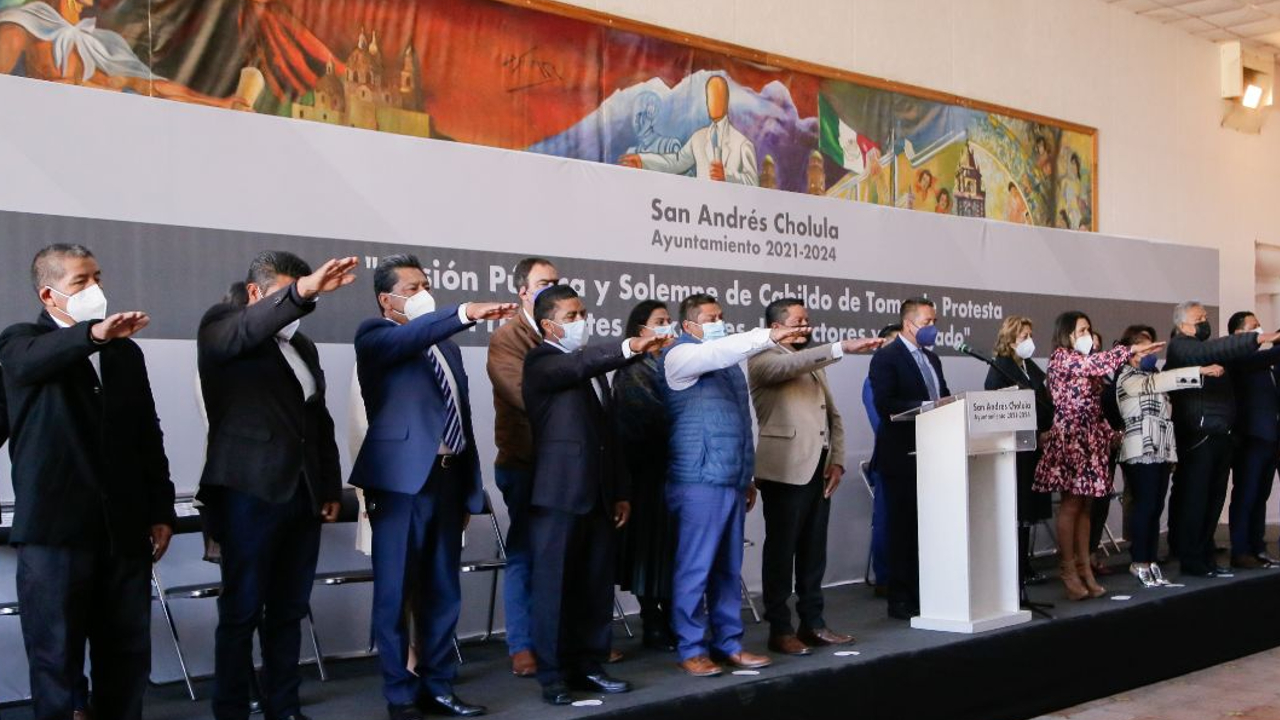 Presidentes Auxiliares rinden protesta en el Ayuntamiento de San Andrés Cholula 