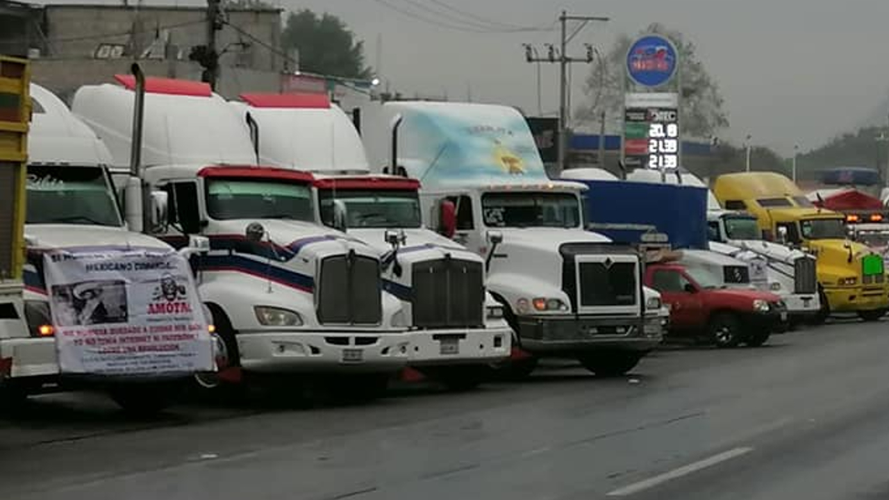 Miembros de la Asociación de Transportistas aseguran que han sido extorsionados por autoridades viales de Cuautlancingo y Coronango  