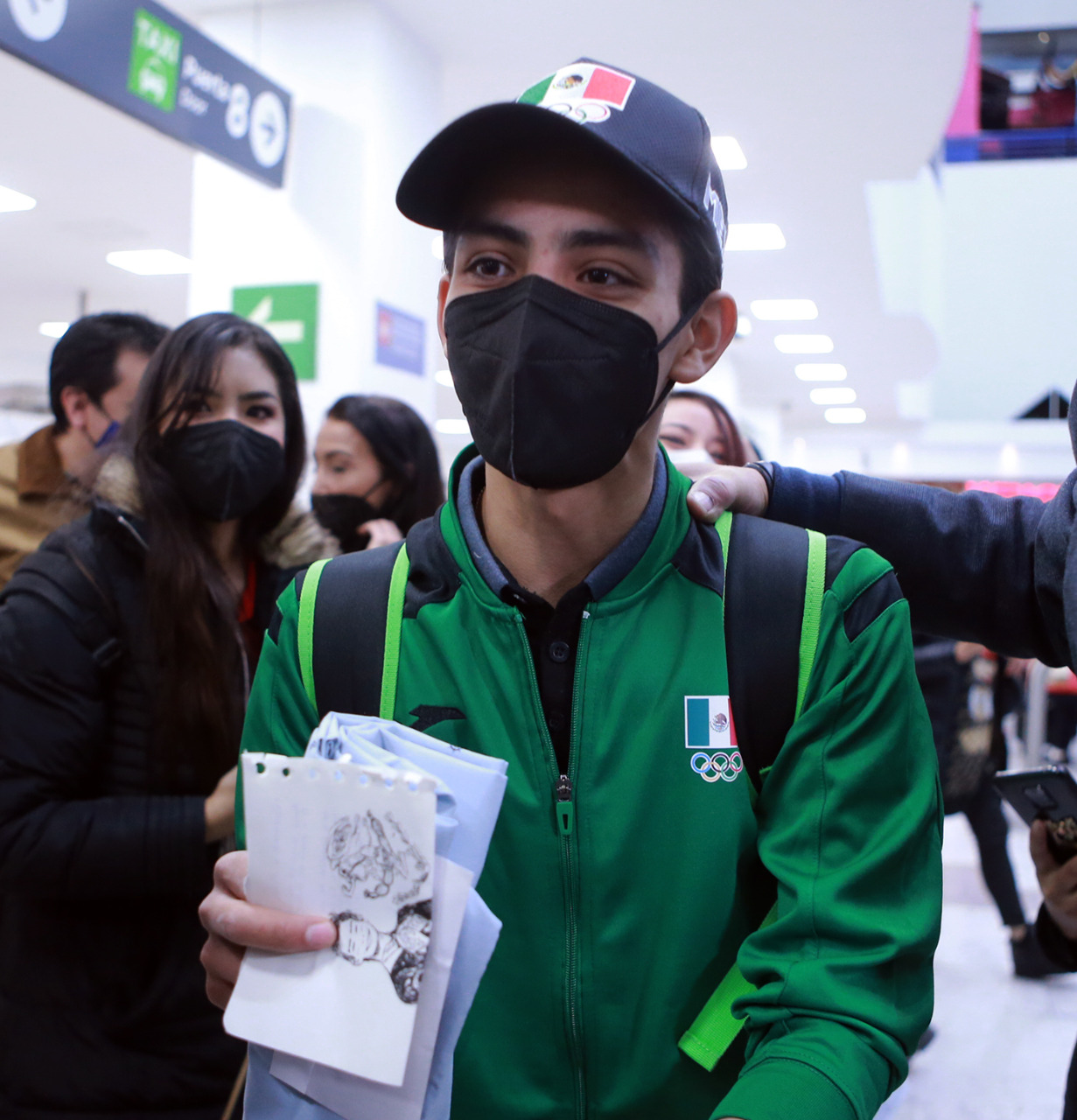 Donovan Carrillo fue recibido como héroe tras participación en Juegos Invernales 