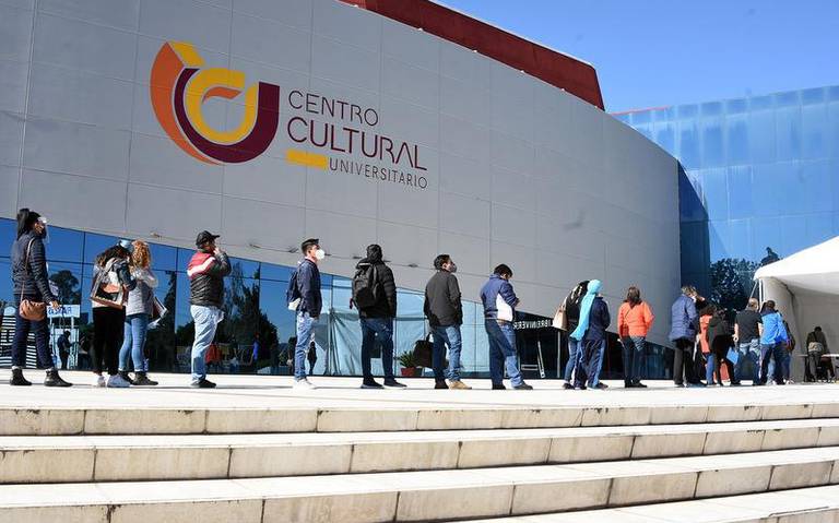 Aplicación de vacunas de refuerzo avanza con buena respuesta por parte de la población Tlaxcalteca