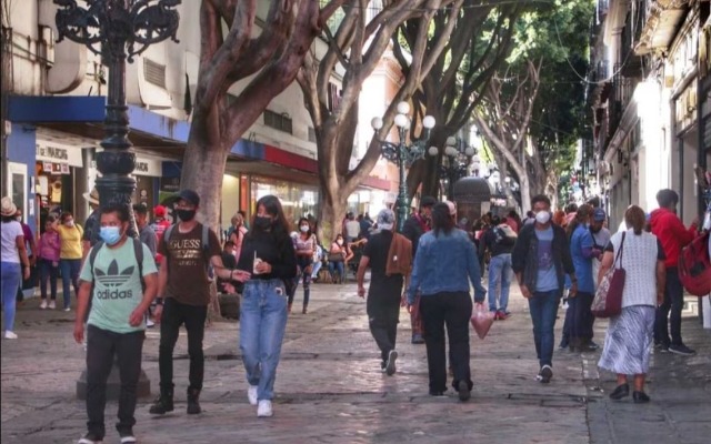 Fin de semana deja más de mil casos nuevos de Covid-19 en Puebla