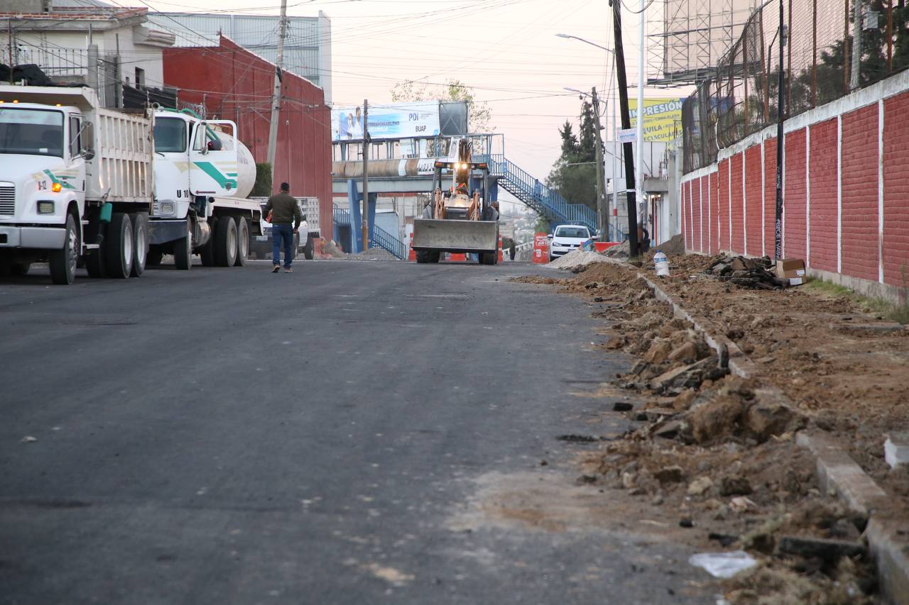 Supervisa Eduardo Rivera obras de rehabilitación de la 55 Sur