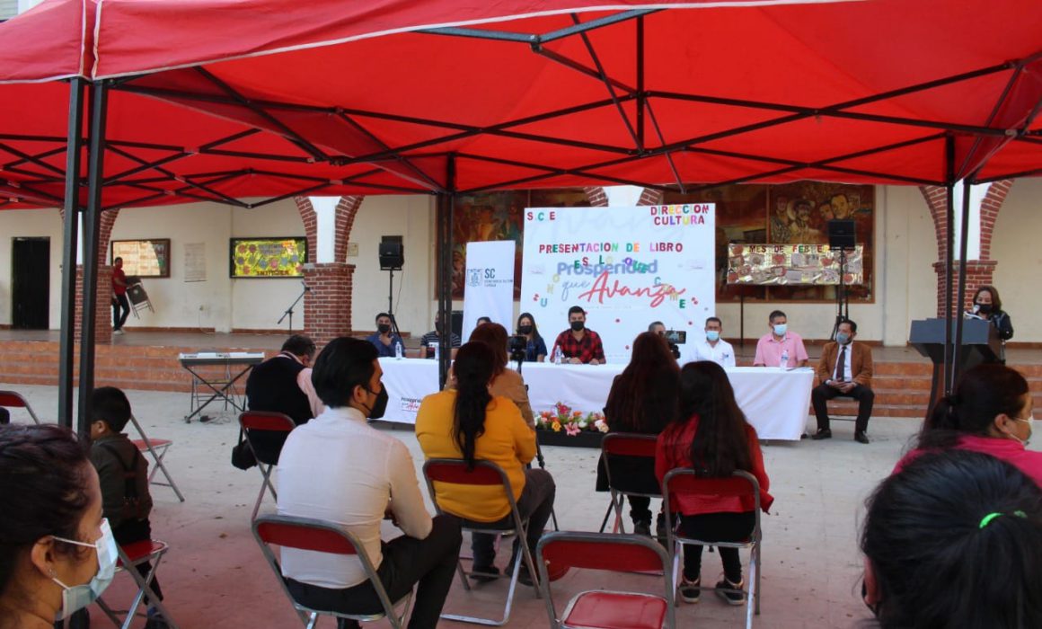 Presentan libro ‘uno es lo que come’