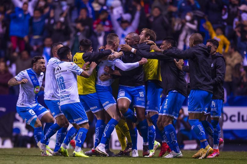 Puebla va por la victoria ante Chivas en el Akron