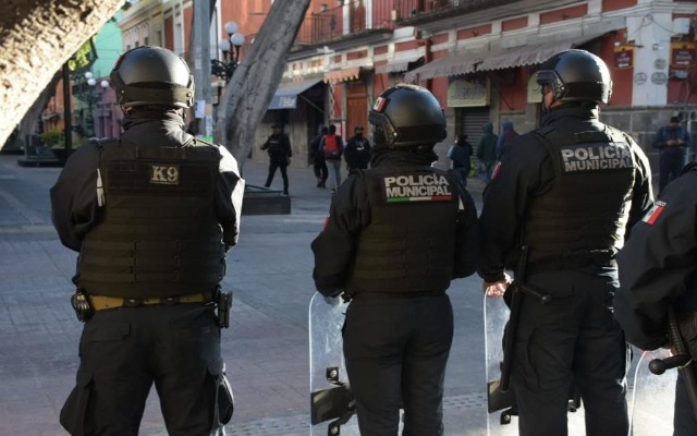 Pide Barbosa que Ayuntamiento de Puebla dialogue con ambulantes para evitar que invadan calles