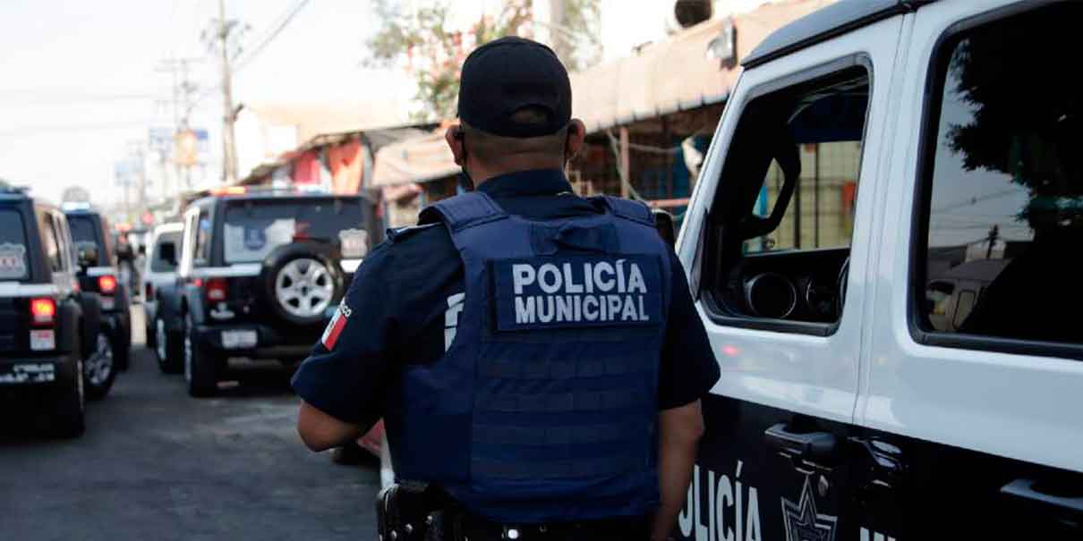 Bajo investigación policías ordeñaban patrulla: Eduardo Rivera 