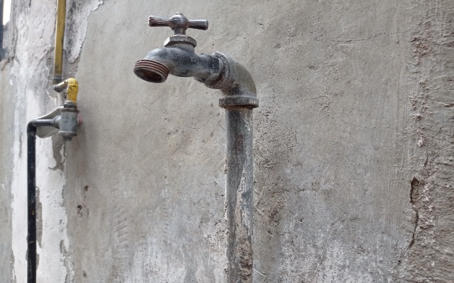 Avalan empresarios de Puebla aumento a las tarifas del servicio de agua
