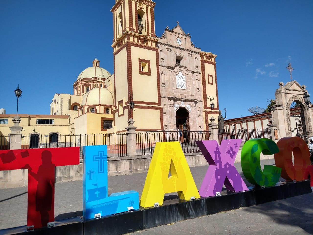 Tlaxco busca retomar el proyecto de parquímetros en la zona comercial