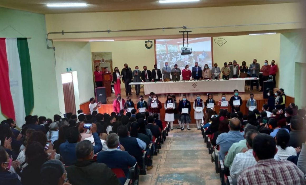 Premia SEPE-USET a ganadores de concursos nacionales