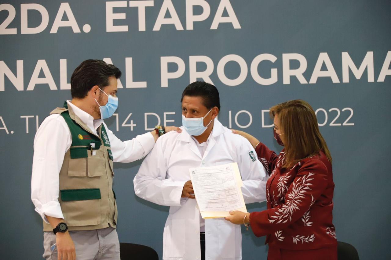 Otorgan Gobierno Del Estado e IMSS 300 bases más a personal de salud