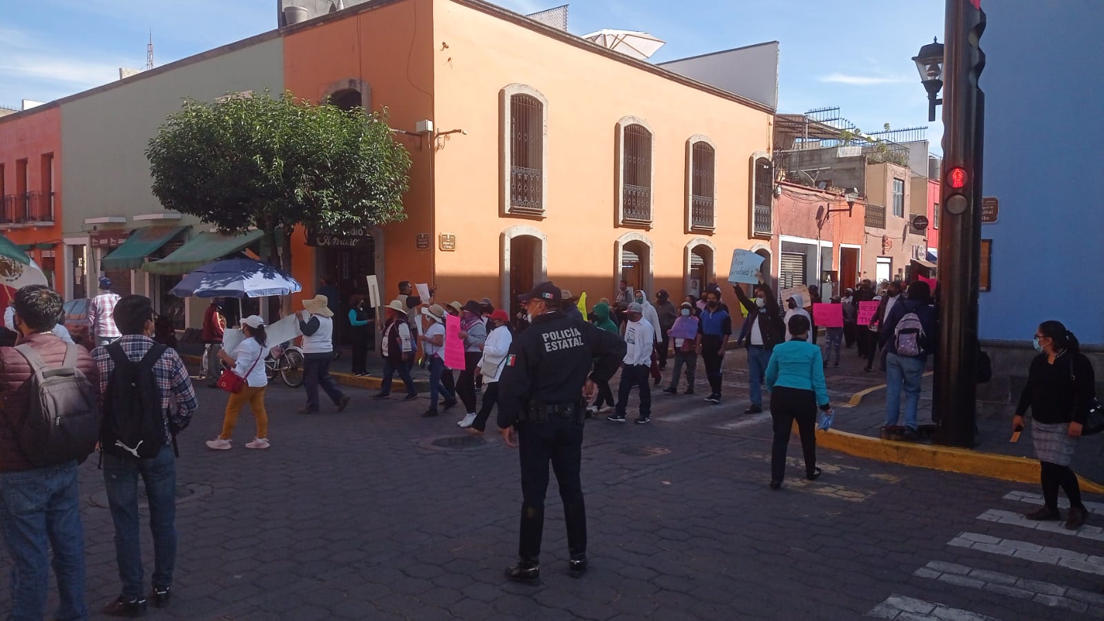 umentan protestas para exigir libertad de presidente de Tlalcuapan