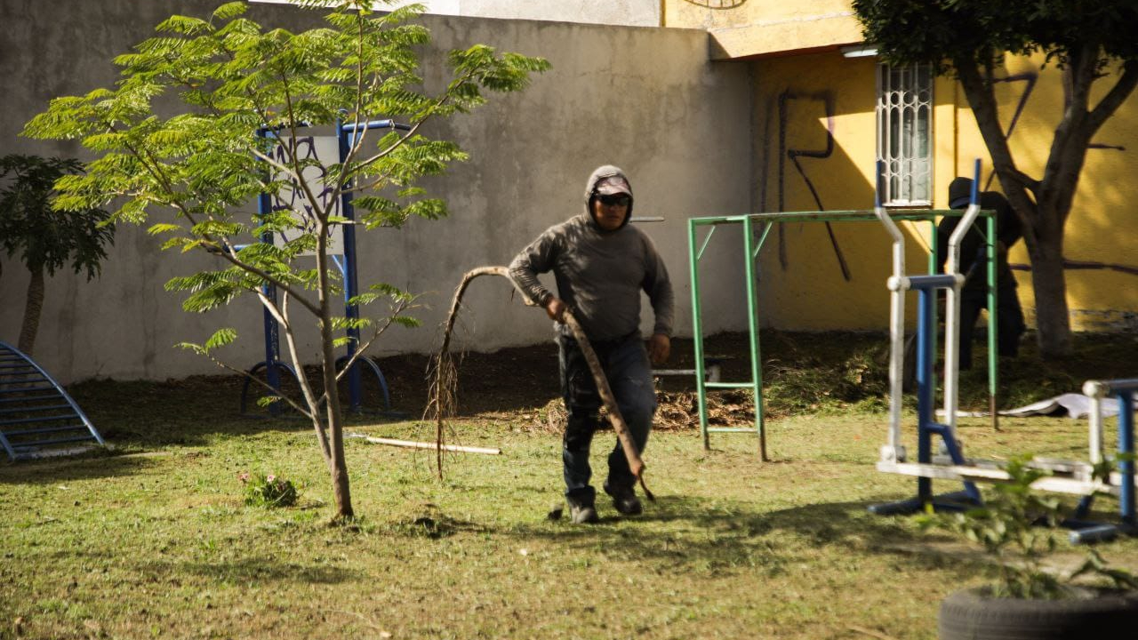 En San Andrés Cholula continúan efectuando labores de limpia y faenas en fraccionamientos