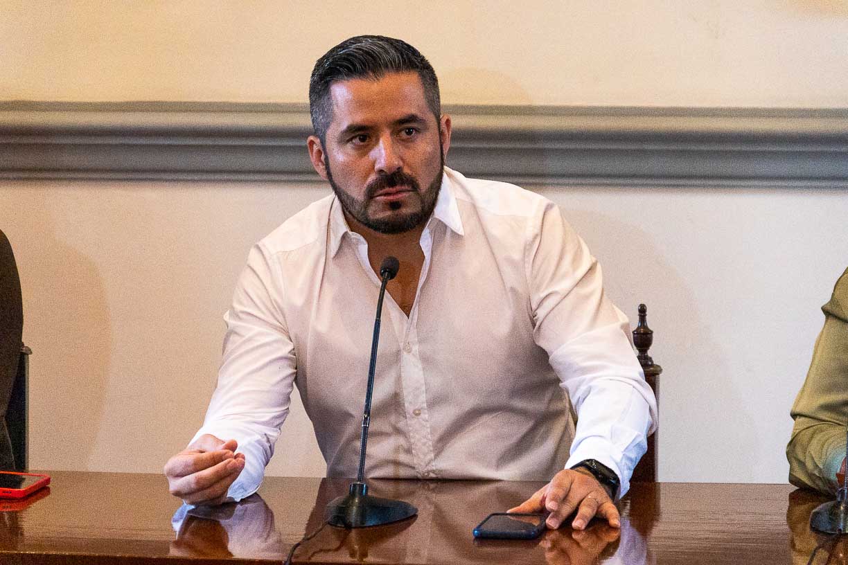 Continuarán operativos contra negocios clandestinos